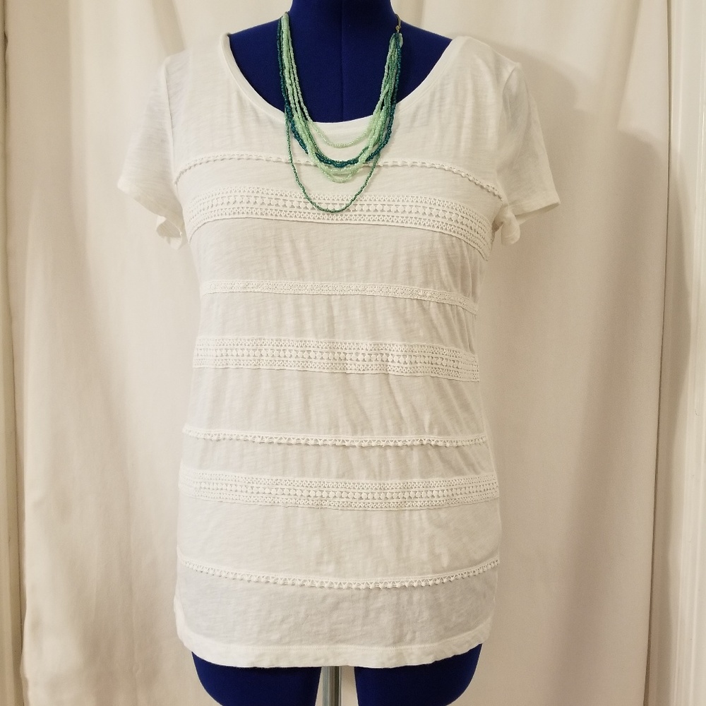 Ann Taylor loft white tee shirt